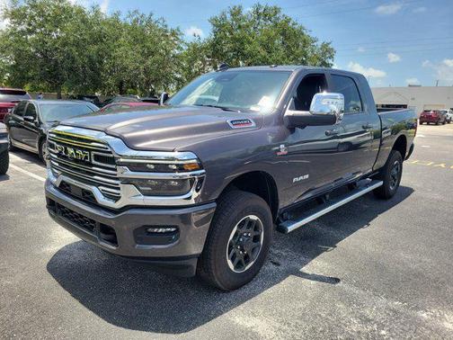2025 RAM 2500 Laramie Crew Cab 4x4 6'4' Box