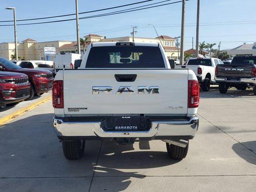 2025 RAM 2500 Big Horn Crew Cab 4x4 6'4' Box