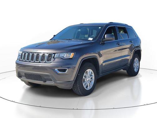 2020 Jeep Grand Cherokee Laredo