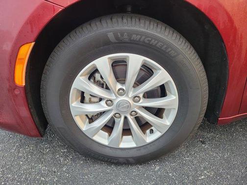 2018 Chrysler Pacifica Touring-L