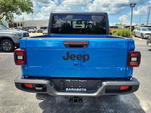 2025 Jeep Gladiator Sport S