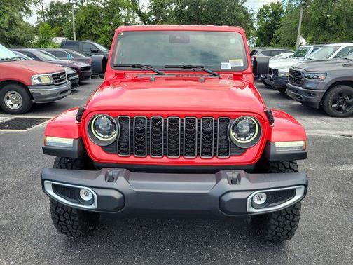 2025 Jeep Gladiator High Tide