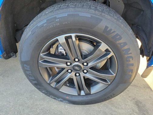 Velocity Blue Metallic 2021 Ford F-150 Lariat