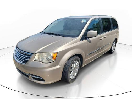 2013 Chrysler Town & Country Touring