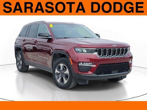 Velvet Red Pearlcoat 2022 Jeep Grand Cherokee 4xe Base