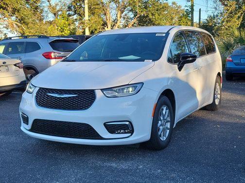 2026 Chrysler Pacifica L