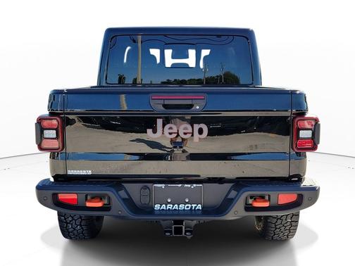 Black Clearcoat 2026 Jeep Gladiator Mojave 4x4
