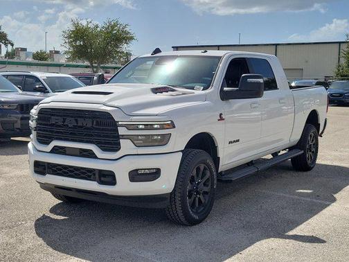 2025 RAM 2500 Laramie Crew Cab 4x4 6'4' Box