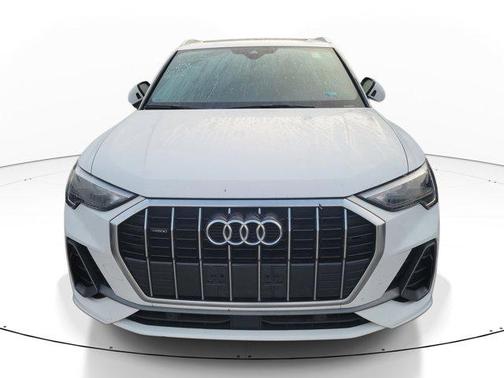 2021 Audi Q3 45 S line Premium