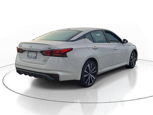 2020 Nissan Altima SR Intelligent AWD