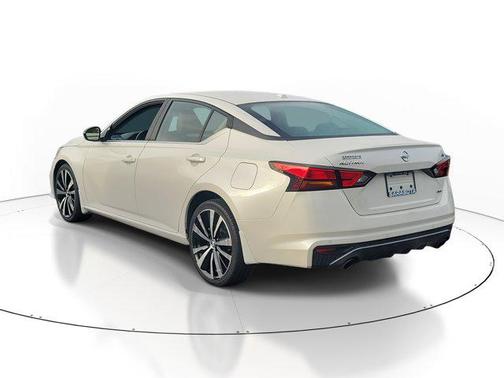 2020 Nissan Altima SR Intelligent AWD