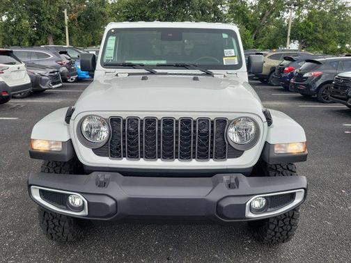 2025 Jeep Gladiator High Tide