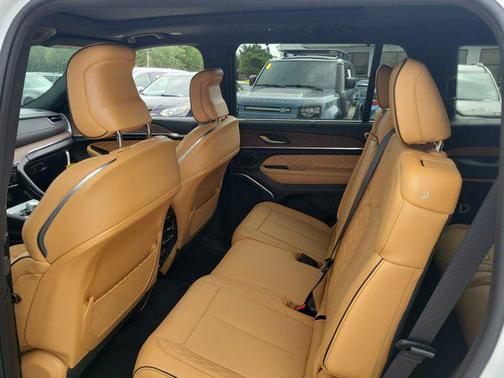 2025 Jeep Grand Cherokee L Summit