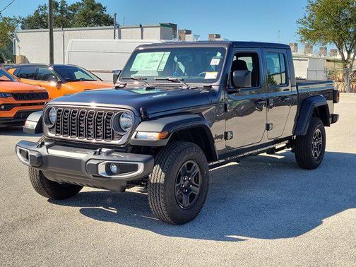 2026 Jeep Gladiator Sport