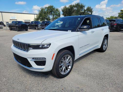 2025 Jeep Grand Cherokee Summit