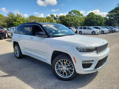 2025 Jeep Grand Cherokee Summit