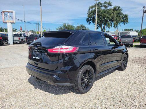 2022 Ford Edge ST Line