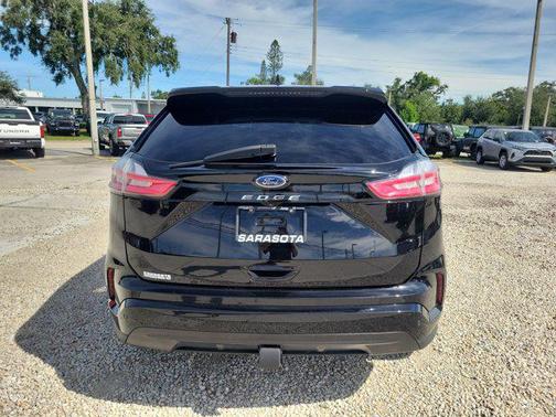 2022 Ford Edge ST Line