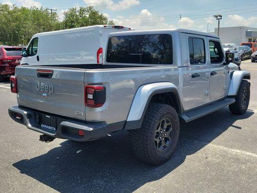 2021 Jeep Gladiator Overland
