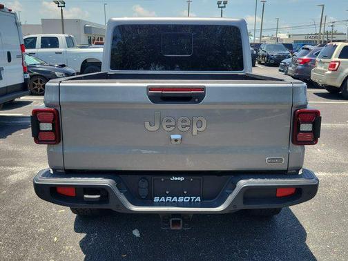 2021 Jeep Gladiator Overland
