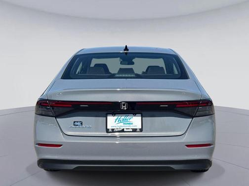 Urban Gray Pearl 2026 Honda Accord SE