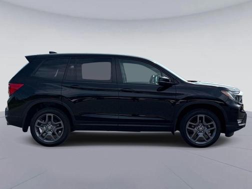 Crystal Black Pearl 2023 Honda Passport EX-L