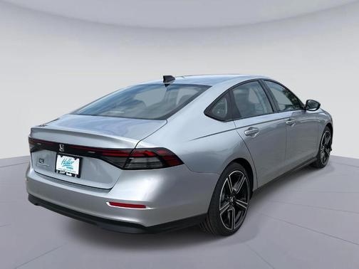 Solar Silver Metallic 2026 Honda Accord SE