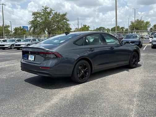 2025 Honda Accord SE