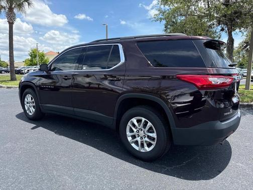 2020 Chevrolet Traverse LT Cloth