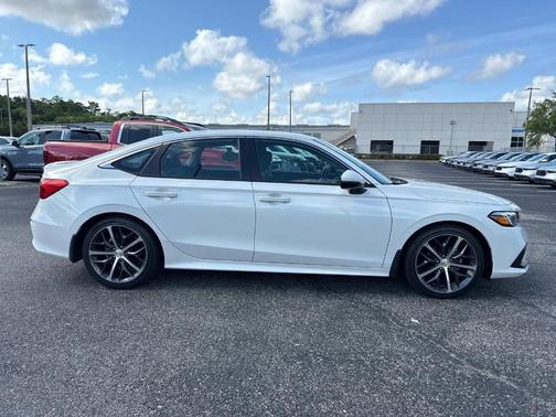 2024 Honda Civic Touring