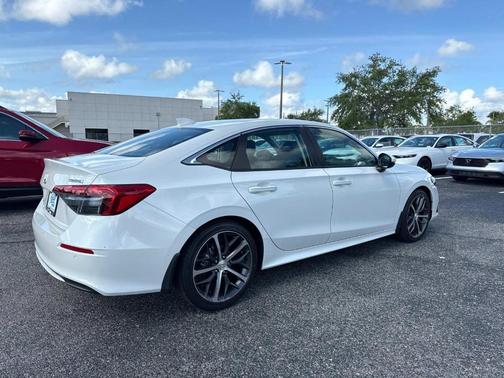 2024 Honda Civic Touring