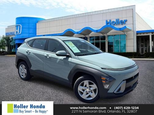 2025 Hyundai KONA SE