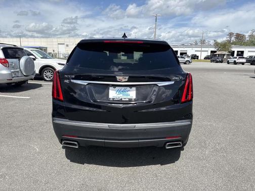 2023 Cadillac XT5 Luxury