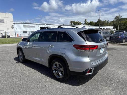 2018 Toyota Highlander Limited Platinum