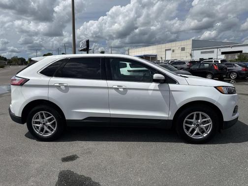 2024 Ford Edge ST-Line