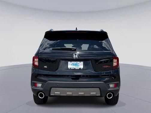 Crystal Black Pearl 2025 Honda Passport TrailSport