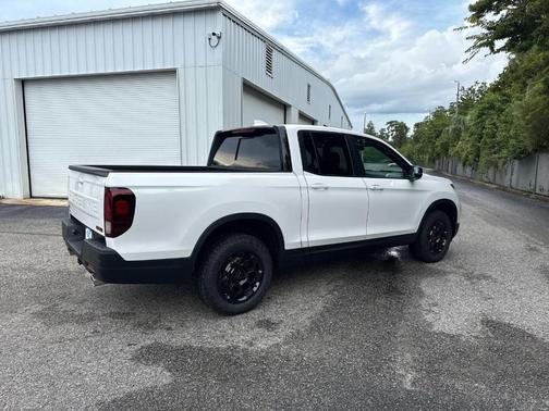 2025 Honda Ridgeline TrailSport+