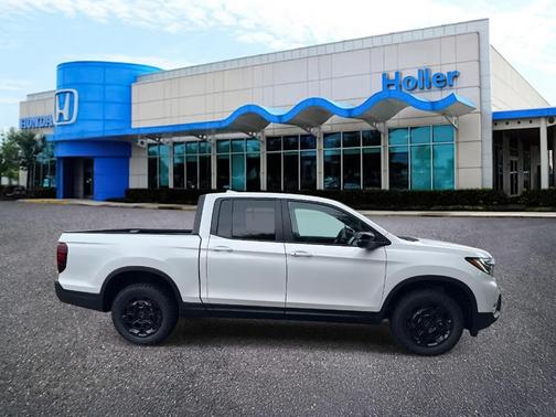 2025 Honda Ridgeline TrailSport+