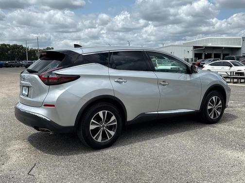 2023 Nissan Murano S
