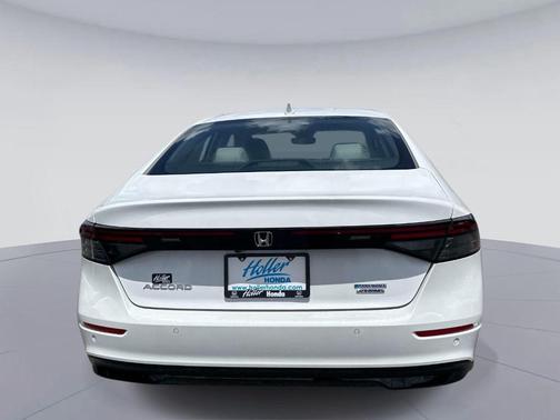 Platinum White Pearl 2026 Honda Accord Hybrid Touring