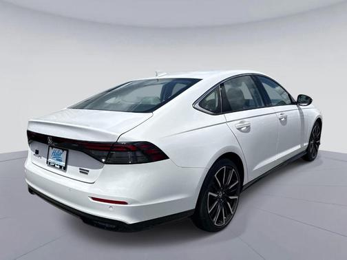 Platinum White Pearl 2026 Honda Accord Hybrid Touring