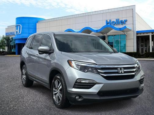 Lunar Silver Metallic 2017 Honda Pilot EX-L