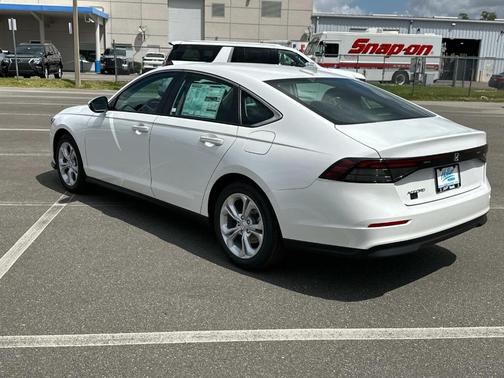 2025 Honda Accord LX