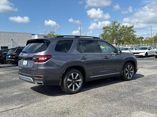 2025 Honda Pilot Elite