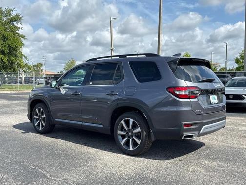 2025 Honda Pilot Elite