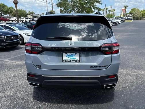 2025 Honda Pilot Black Edition