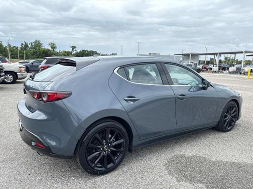 2019 Mazda Mazda3 FWD w/Premium Package