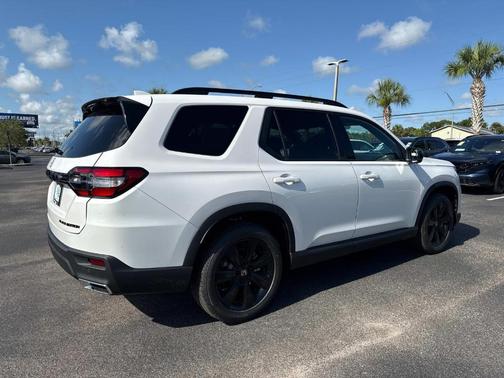 2025 Honda Pilot Black Edition