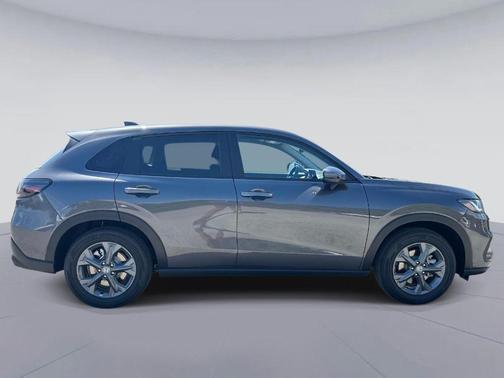 Modern Steel Metallic 2027 Honda HR-V LX