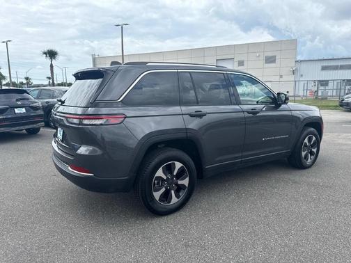 2023 Jeep Grand Cherokee 4xe Base